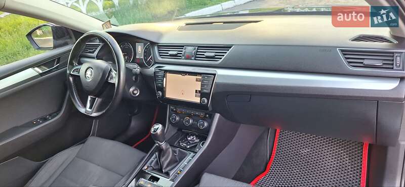 Універсал Skoda Superb 2016 в Новоархангельську