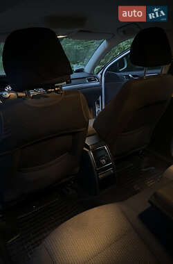 Лифтбек Skoda Superb 2010 в 