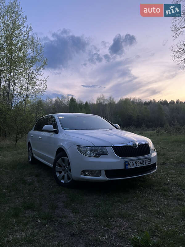 Ліфтбек Skoda Superb 2010 в Києві