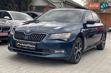 Лифтбек Skoda Superb 2018 в 