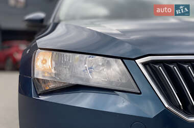 Лифтбек Skoda Superb 2018 в 
