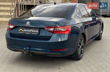 Лифтбек Skoda Superb 2018 в 