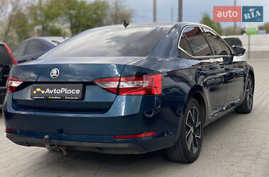 Лифтбек Skoda Superb 2018 в 