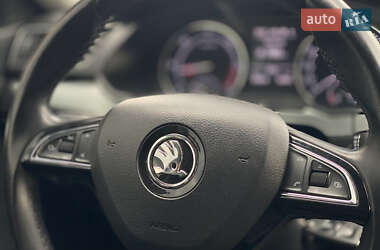 Лифтбек Skoda Superb 2018 в 