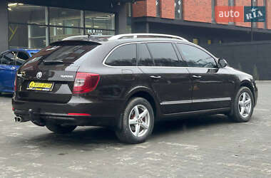 Универсал Skoda Superb 2013 в 