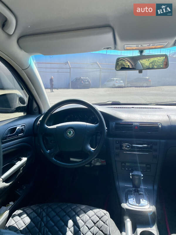 Лифтбек Skoda Superb 2008 в Львове