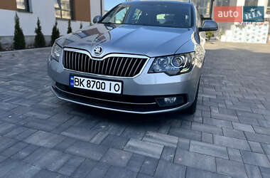 Универсал Skoda Superb 2014 в 