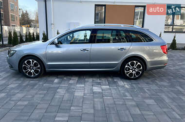 Универсал Skoda Superb 2014 в 
