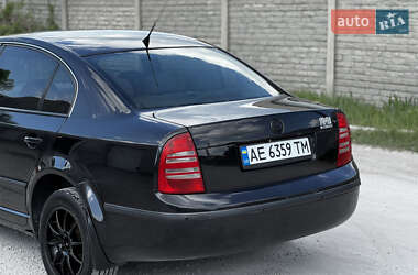 Ліфтбек Skoda Superb 2006 в 