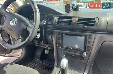Лифтбек Skoda Superb 2005 в 