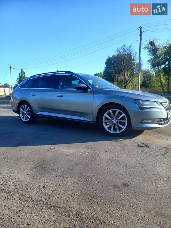 Универсал Skoda Superb 2015 в 