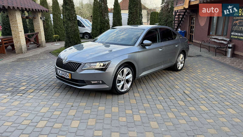 Лифтбек Skoda Superb 2019 в Сваляве