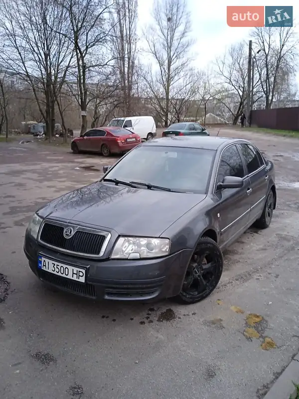 Skoda Superb 2004
