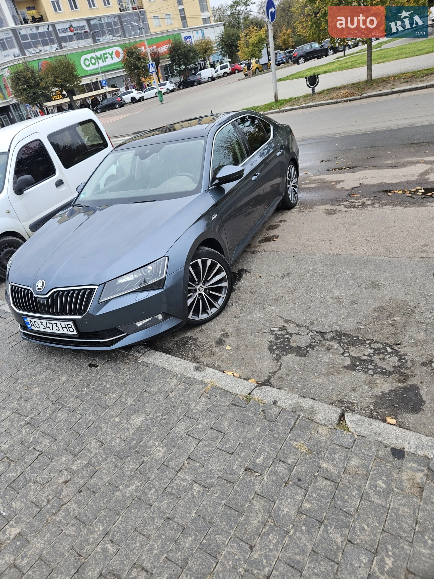 2016 Skoda Superb - мініатюра 5