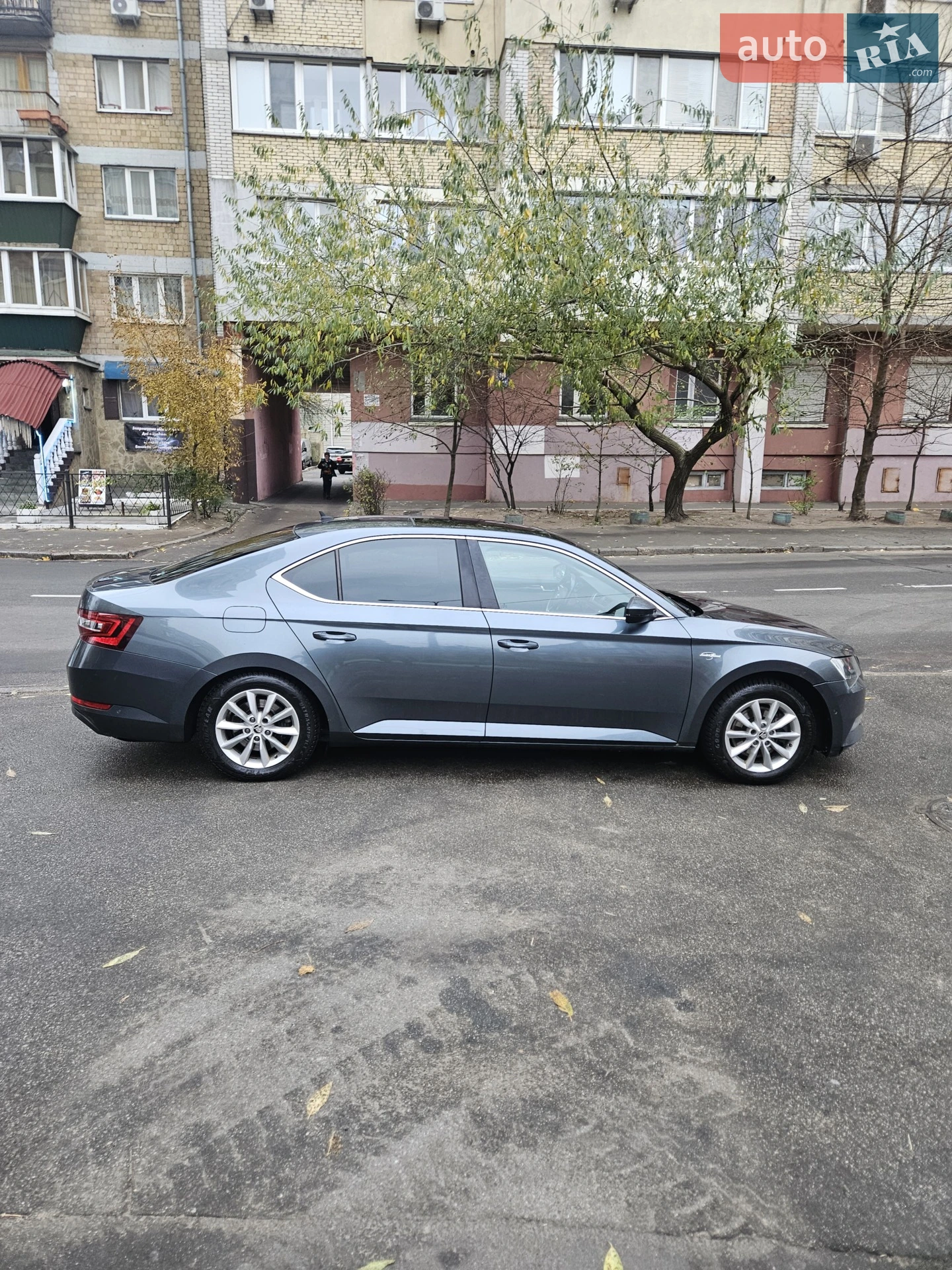 2016 Skoda Superb - мініатюра 8
