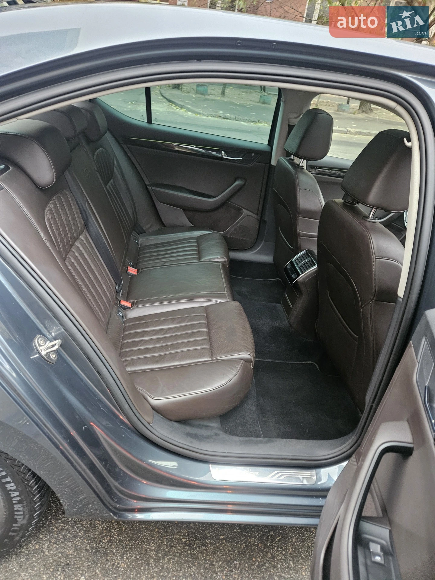 2016 Skoda Superb - мініатюра 11