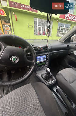 Лифтбек Skoda Superb 2005 в 