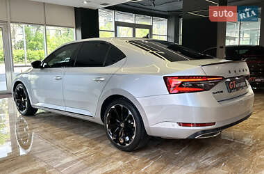 Лифтбек Skoda Superb 2023 в 