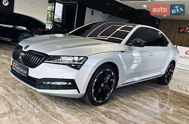 Лифтбек Skoda Superb 2023 в 