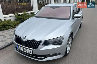 Лифтбек Skoda Superb 2017 в 
