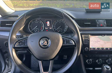 Лифтбек Skoda Superb 2017 в 