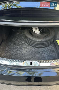 Лифтбек Skoda Superb 2013 в 