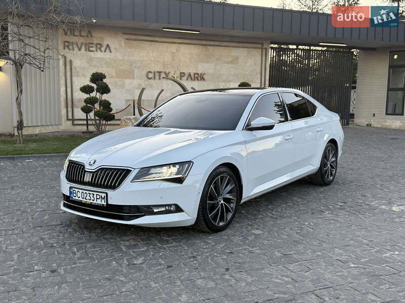 Ліфтбек Skoda Superb 2015 в 