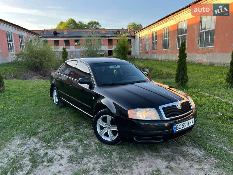Лифтбек Skoda Superb 2006 в Дрогобыче
