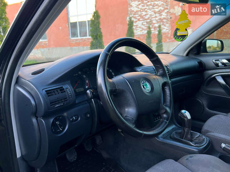 Лифтбек Skoda Superb 2006 в Дрогобыче