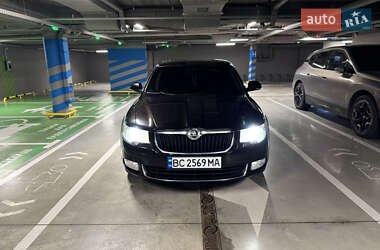 Ліфтбек Skoda Superb 2013 в Львові