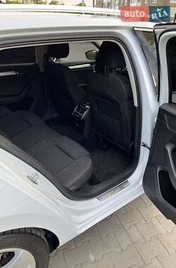 Универсал Skoda Superb 2017 в 
