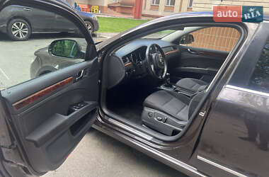 Лифтбек Skoda Superb 2013 в 