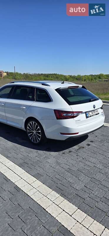 Универсал Skoda Superb 2016 в Львове фото 5 Универсал Skoda Superb 2016 в Львове