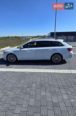 Универсал Skoda Superb 2016 в Львове