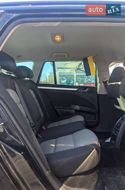 Універсал Skoda Superb 2012 в 