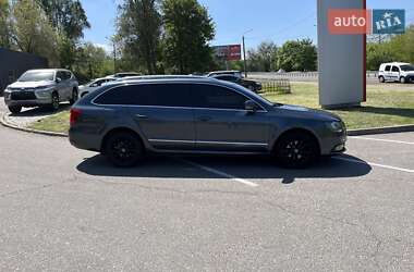 Универсал Skoda Superb 2013 в 