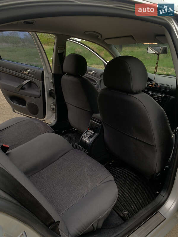 Ліфтбек Skoda Superb 2004 в Бориславі