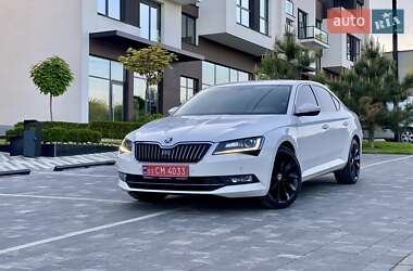 Лифтбек Skoda Superb 2017 в Ужгороде