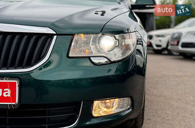 Лифтбек Skoda Superb 2009 в 
