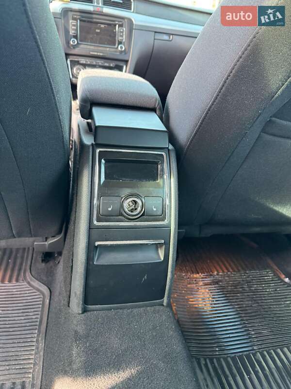 Лифтбек Skoda Superb 2008 в Львове