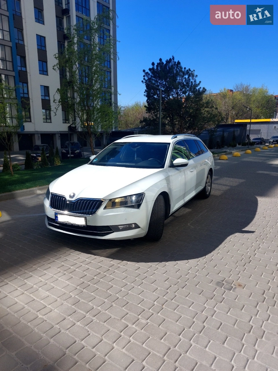2017 Skoda Superb - мініатюра 18