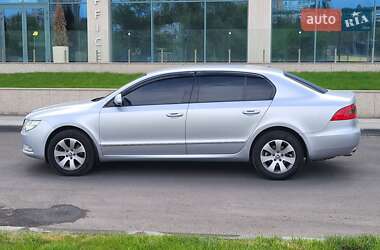 Ліфтбек Skoda Superb 2012 в Дніпрі