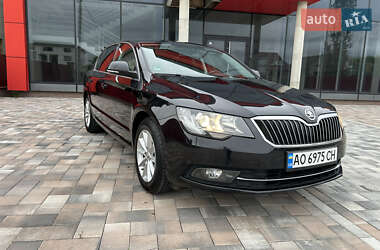 Ліфтбек Skoda Superb 2015 в 