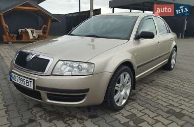 Ліфтбек Skoda Superb 2003 в Білки