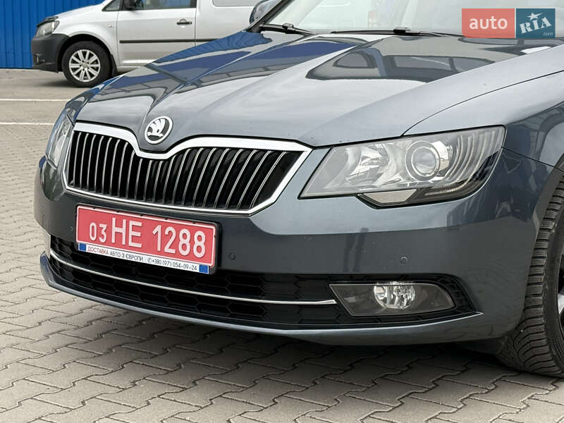 Универсал Skoda Superb 2015 в Ровно