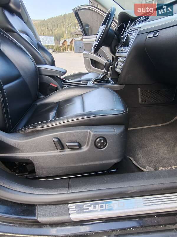 Універсал Skoda Superb 2014 в Ворохті