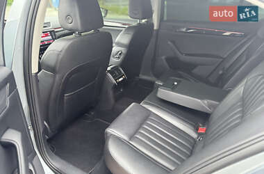 Лифтбек Skoda Superb 2017 в 