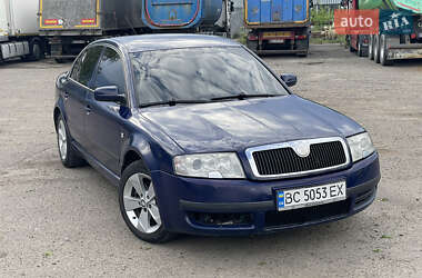 Лифтбек Skoda Superb 2003 в Куликове