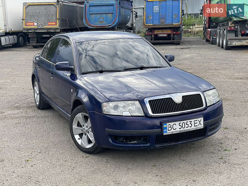 Ліфтбек Skoda Superb 2003 в 