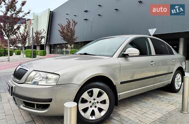 Лифтбек Skoda Superb 2007 в Киеве